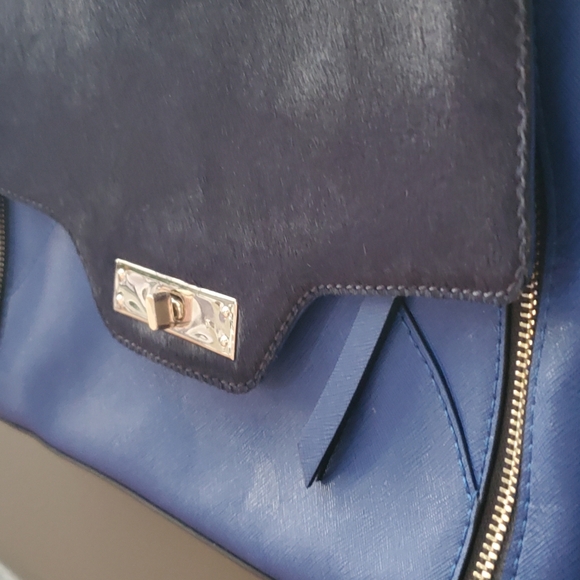 Marciano Large Crossbody Bag - Picture 2 of 6